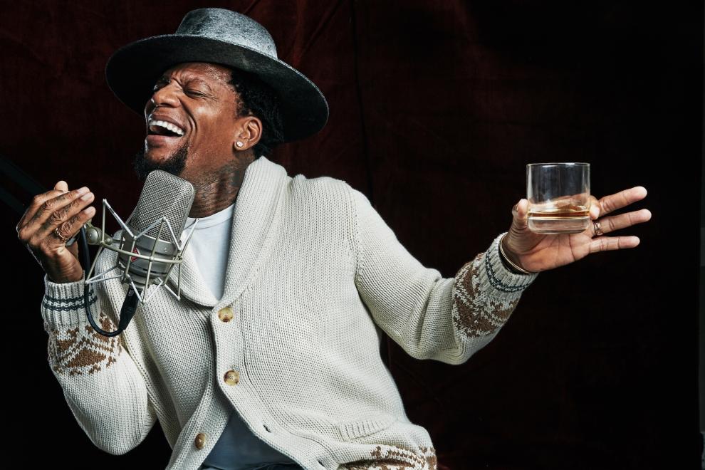 DL Hughley DL Hughley