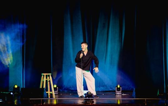 Angelo Colina (En Espanol)